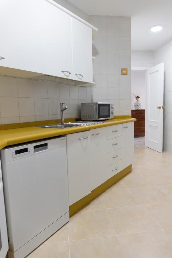 Apartamento Titan, Edificio Hipercor, Con Parking Huelva Exterior foto