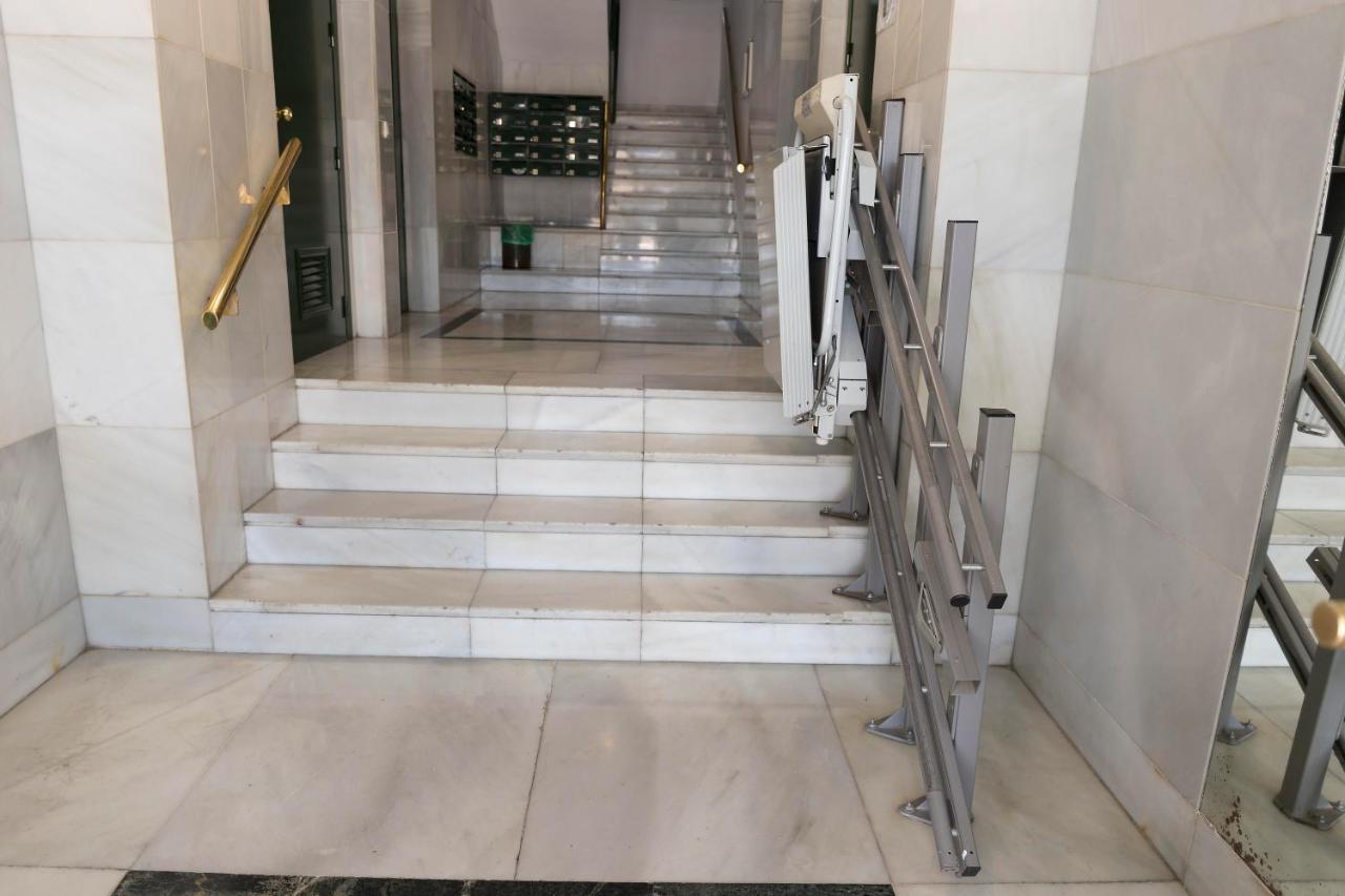 Apartamento Titan, Edificio Hipercor, Con Parking Huelva Exterior foto